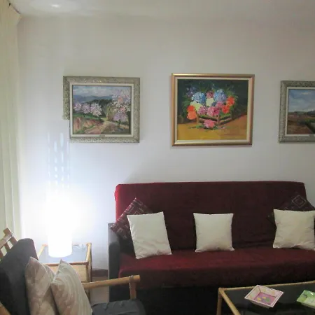 5 Estrellas Fanals Apartmán